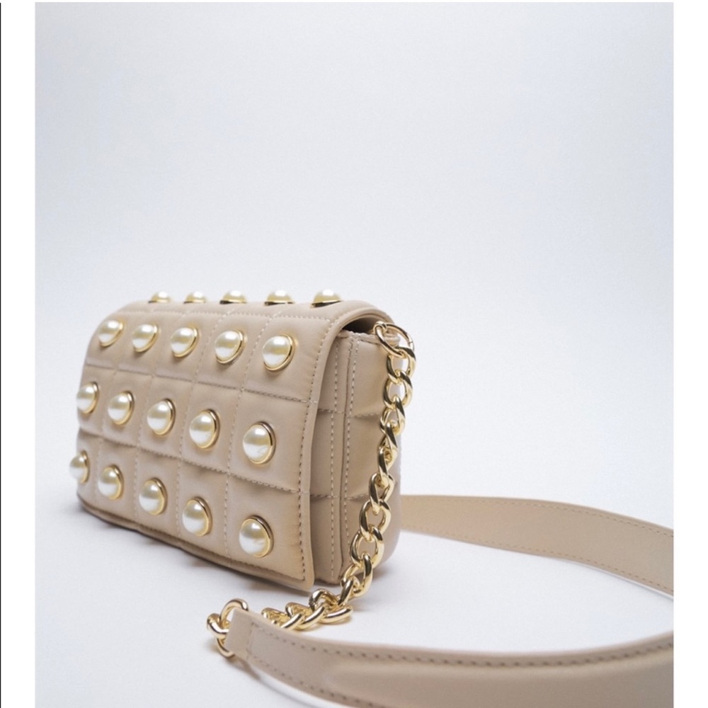 NWOT Zara Pearl Cross Body